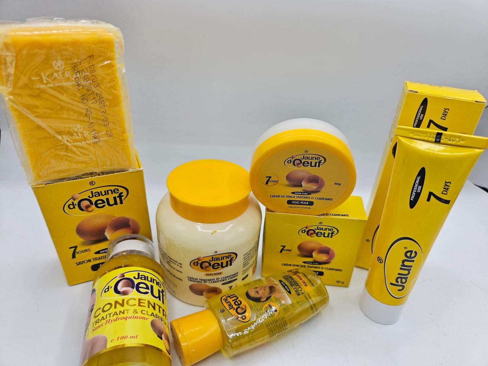 Gamme Jaune d'Oeuf Savon , creme pot 400ml , Creme tube, Concentré bis, Crème visage Et Huile anti taches concentré clarifiant et efficace 6pcs - Imagen 2