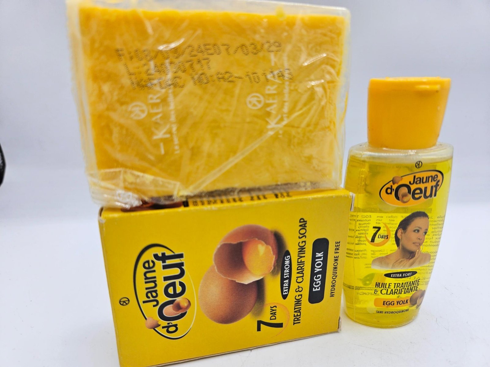 Jaune d'Oeuf Savon Et Huile anti taches concentré clarifiant et efficace - Imagen 2